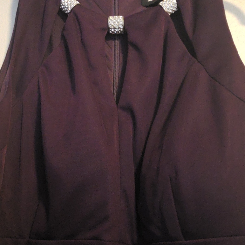 Formal Dress - Picture 2 of 3